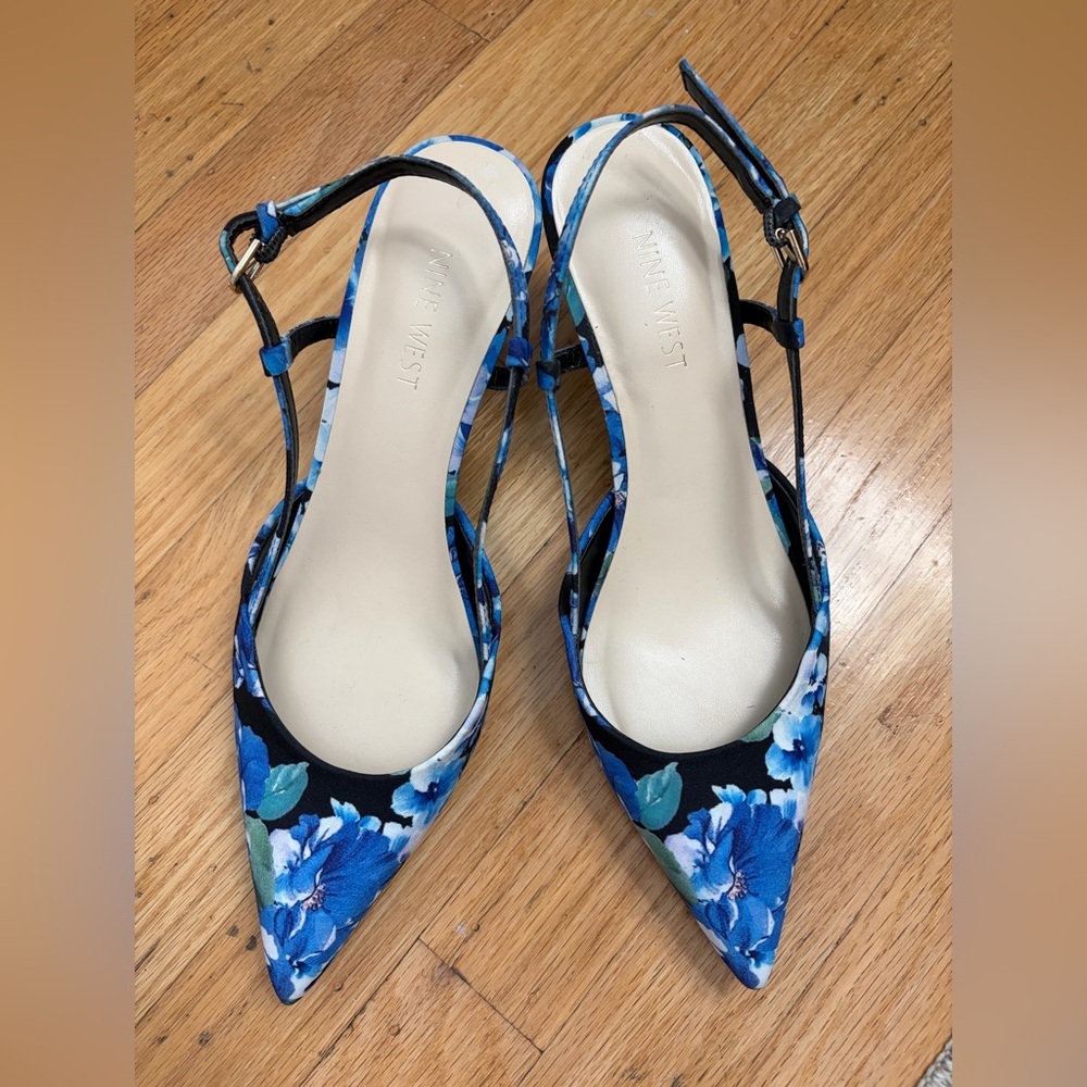 Nine West Black Floral Pointed-Toe Slingback Heels EUC Size 7.5 - Picture 2 of 9